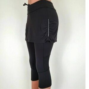 Athleta Contender CoolMax Capri Workout Running Skirt Legging S Black Zip Pocket
